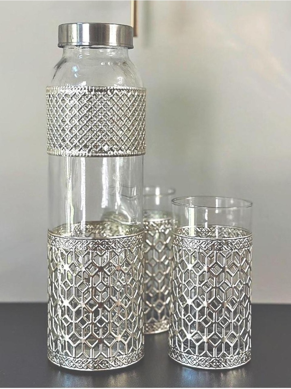 Silver-plated Water bottle with 2 glasses gift set | blue/black velvet box